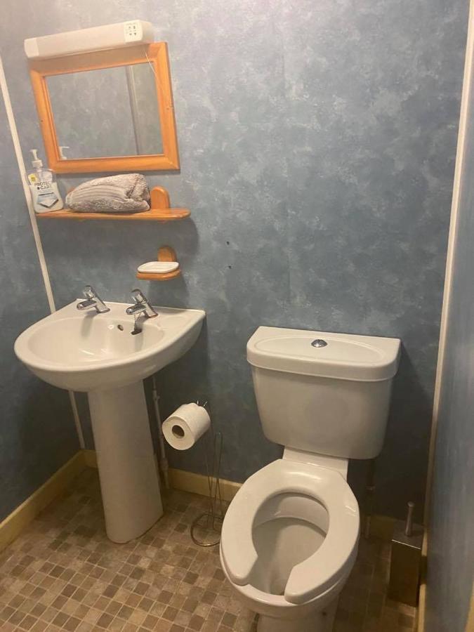 Green Bridge Inn Пендайн Екстериор снимка